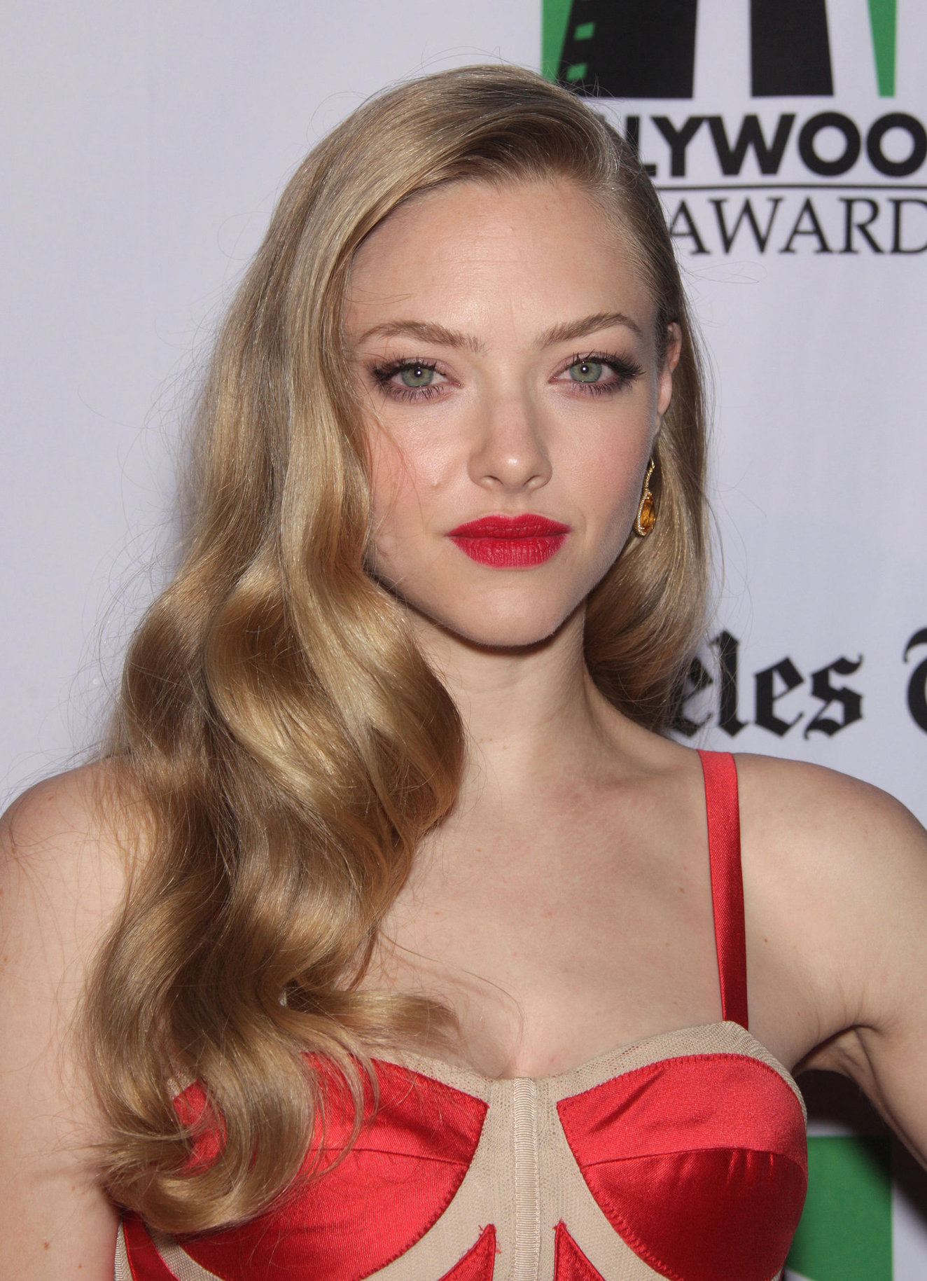 Amanda Seyfried Pictures Amanda Seyfried - 16th Annual Hollywood Film Awards Gala in Beverly Hills October 22, 2012