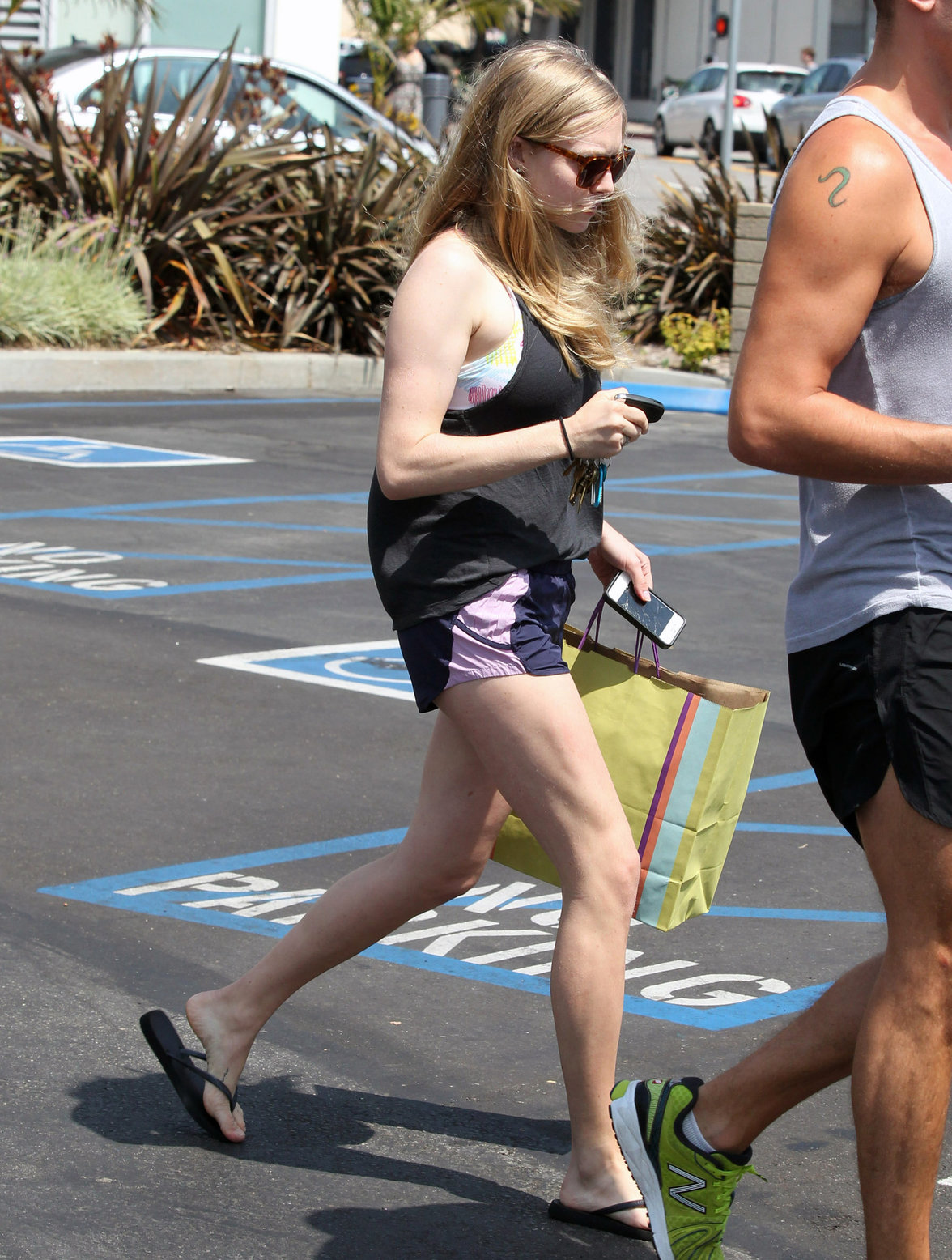 Amanda Seyfried Shopping In Los Angeles June 5, 2012
