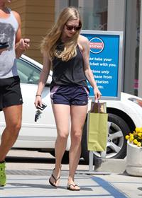 Amanda Seyfried Shopping In Los Angeles June 5, 2012