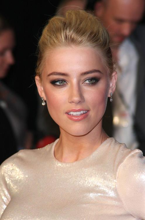 Amber Heard The Rum Diary premiere in London 3-11-2011 