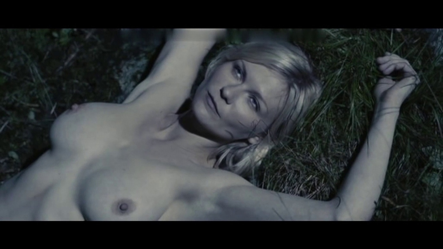 Fappening kirsten dunst nude Kirsten Dunst