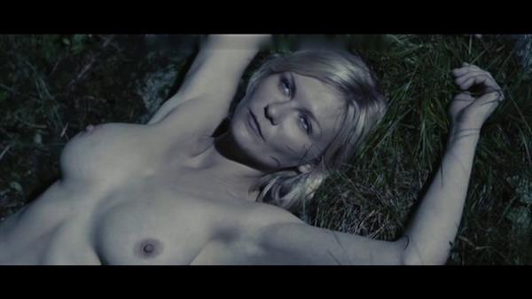 Kirsten Dunst - breasts