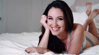 Meg Turney still from the Chive's question and answer video