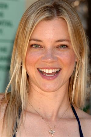 Amy Smart Environmental Media Assoc Organic Garden Lunch in Los Angeles on May 26, 2010 