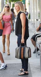Amy Smart - Leaving The Farm after having lunch in Los Angeles - August 1, 2012