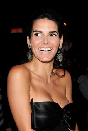 Angie Harmon at People StyleWatch Hosts a Night of Red Carpet Style on January 27, 2011