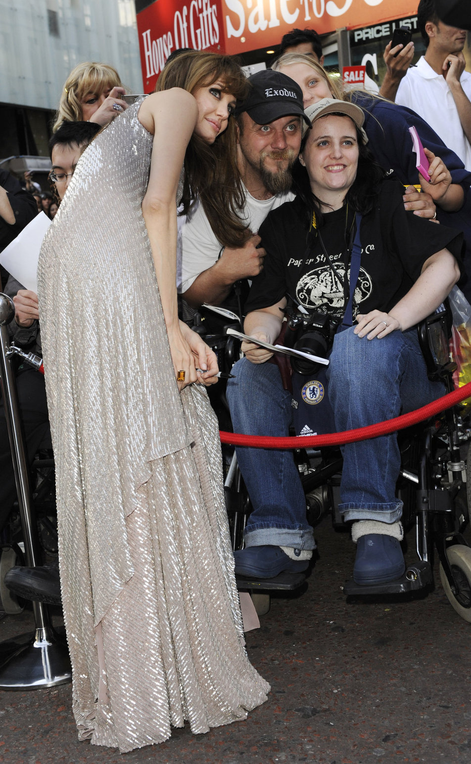 Angelina Jolie Salt Premiere in London on August 16, 2010 