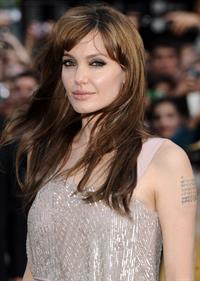 Angelina Jolie Salt Premiere in London on August 16, 2010 