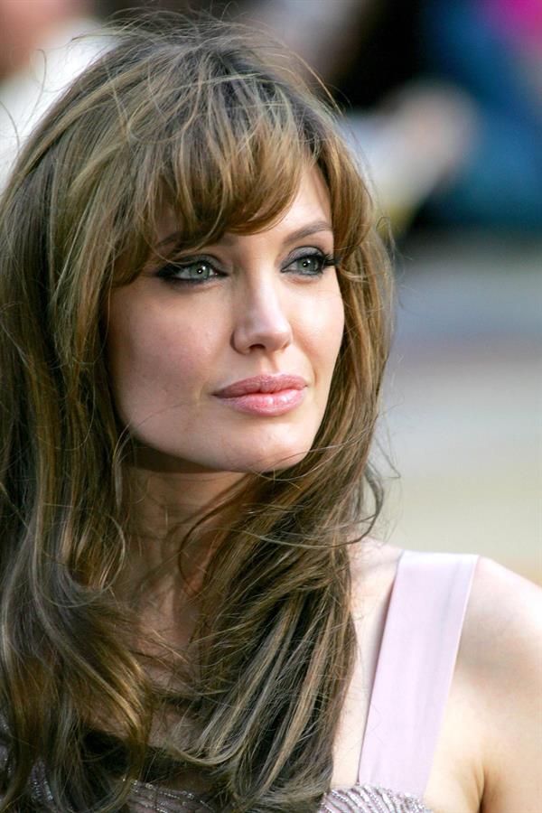 Angelina Jolie Salt Premiere in London on August 16, 2010 