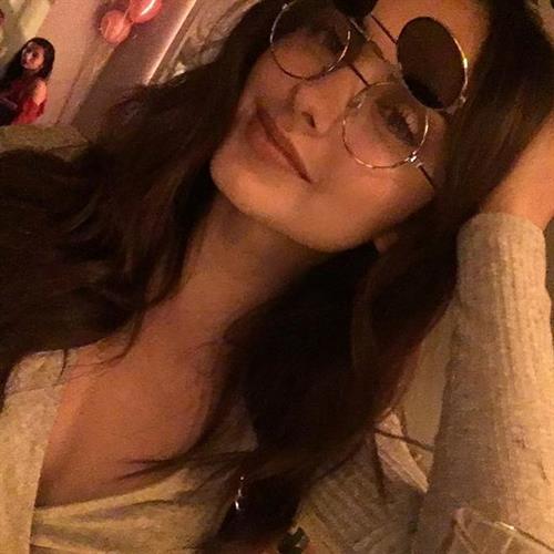 Joanna Marie taking a selfie