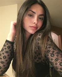 Joanna Marie taking a selfie