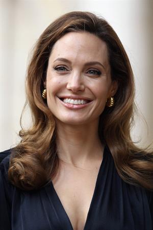 Angelina Jolie - Visits Foreign Commonwealth Office in London (May 29, 2012)