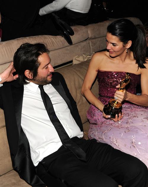 Angie Harmon 2010 at Vanity Fair Oscar party on March 7, 2010 