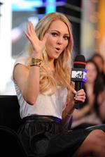 Annasophia Robb MTV the Seven Studios on April 4, 2011