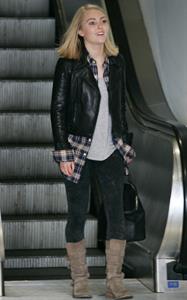 AnnaSophia Robb – at LAX Airport 1/12/13  