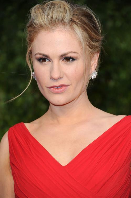 Anna Paquin attending the Vanity Fair Oscar Party in West Hollywood on February 27, 2011