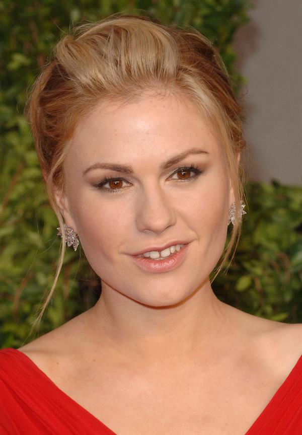 Anna Paquin attending the Vanity Fair Oscar Party in West Hollywood on February 27, 2011