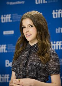 Anna Kendrick 50 50 press conference 2011 tiff 12-9-2011 