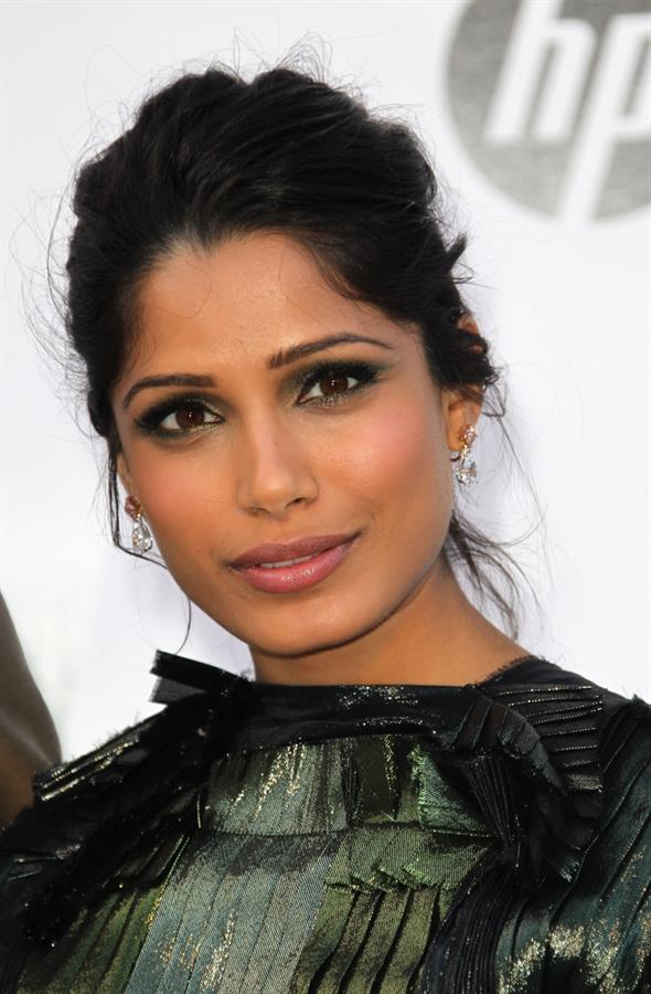 Freida Pinto