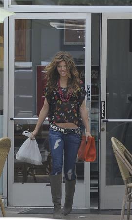 AnnaLynne McCord out for breakfast in Santa Monica 10/5/12 