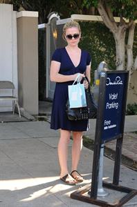 Anna Paquin leaves a skin clinic in West Hollywood on September 25, 2010 
