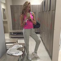 Aleksandra Nikolic taking a selfie