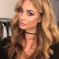 Aleksandra Nikolic taking a selfie