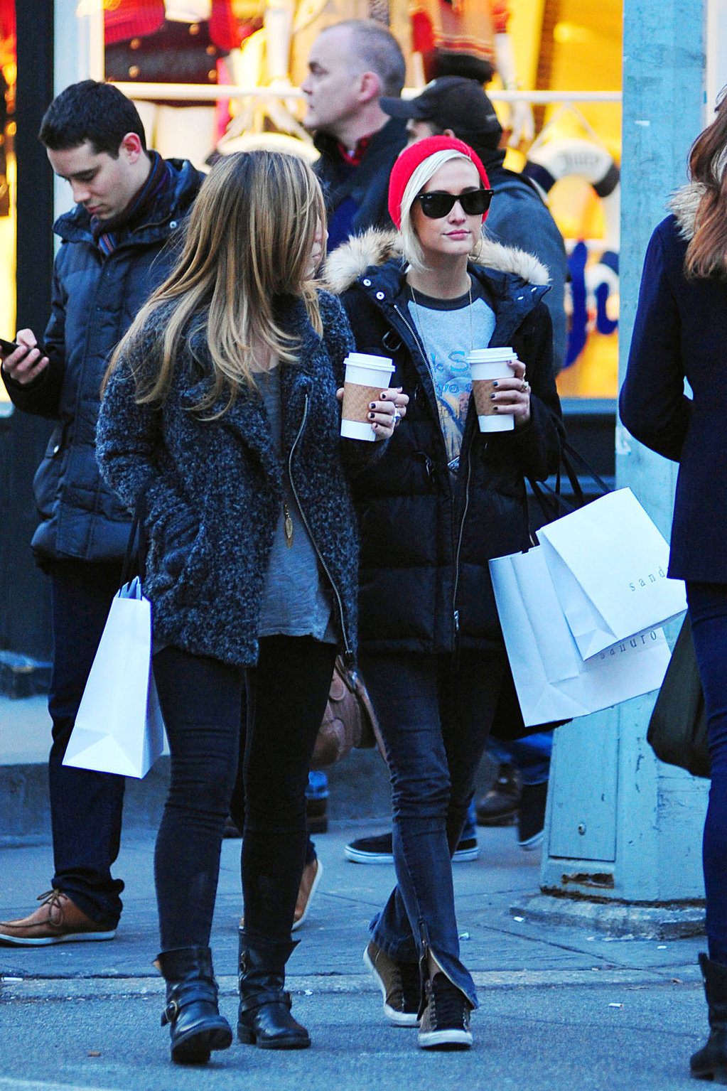 Ashlee Simpson shopping in NYC 1/6/13  