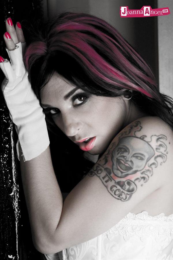 Joanna Angel