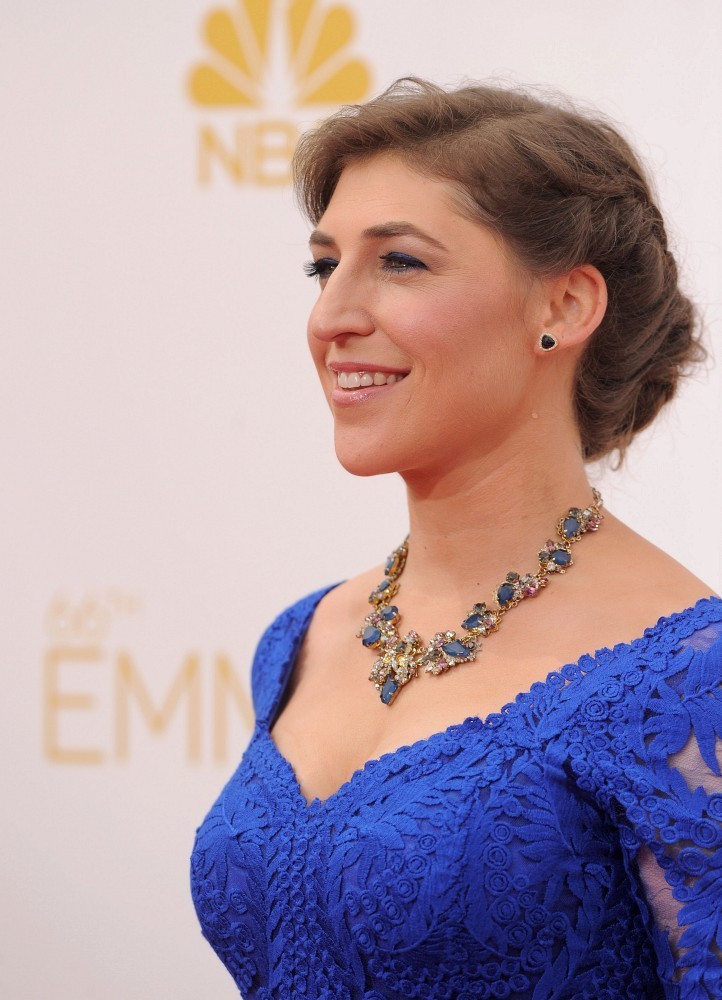 Mayim Bialik Pictures. Hotness Rating = Unrated