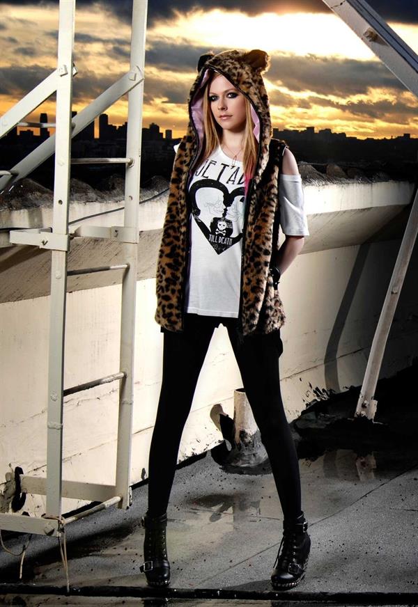 Avril Lavigne Abbey Dawn photoshoot 2012