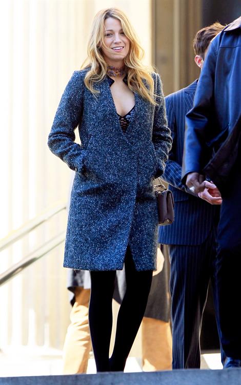 Blake Lively The Set of Gossip Girl in New York - October 11, 2012 