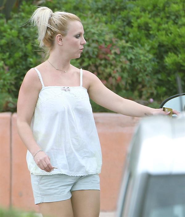 Britney Spears visits a Halloween store in Calabasas 10/7/12 