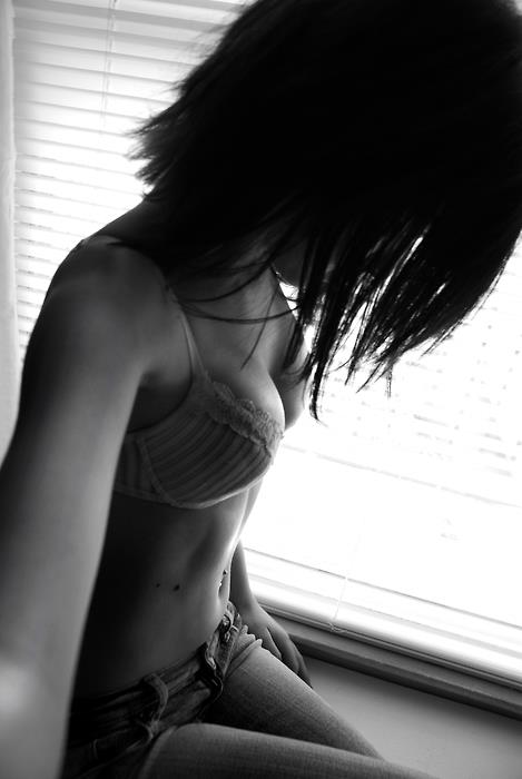 Neon Lynxie in lingerie