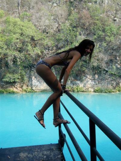 Mayra Suárez in a bikini