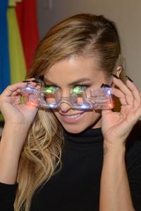 Carmen Electra Preparing for her FONey Years Eve Appearance in LA 26.12.12 