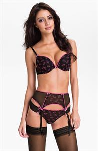 Mayra Suárez in lingerie