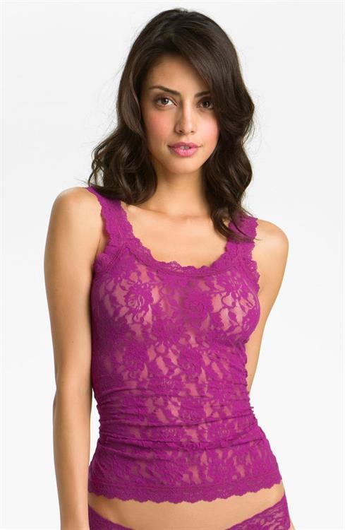 Mayra Suárez in lingerie