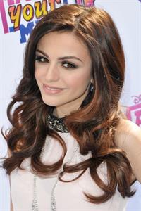 Cher Lloyd Make Your Mark Shake It Up Dance Off 2012 LA 10/06/2012 