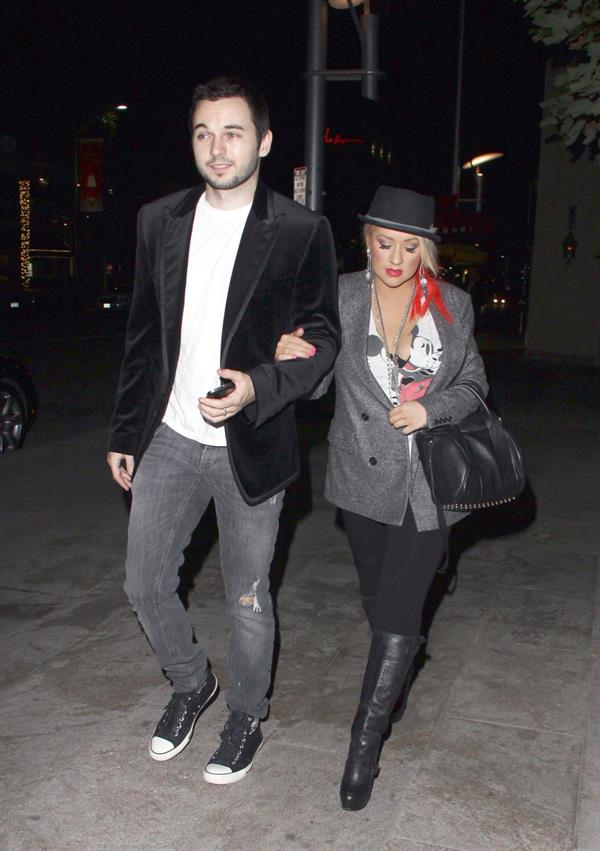 Christina Aguilera Spotted walking with Matthew Rutler in Los Angeles (November 16, 2012)