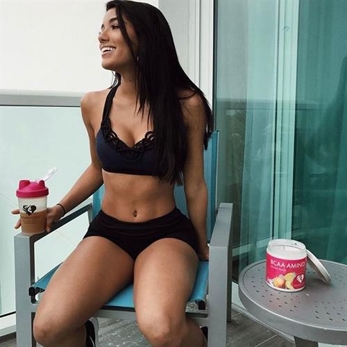 Yovanna Ventura in lingerie