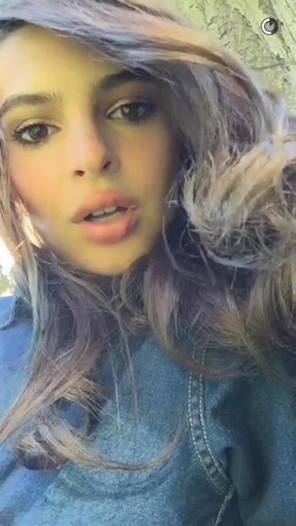 Emily Ratajkowski taking a selfie