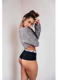 Sommer Ray - ass