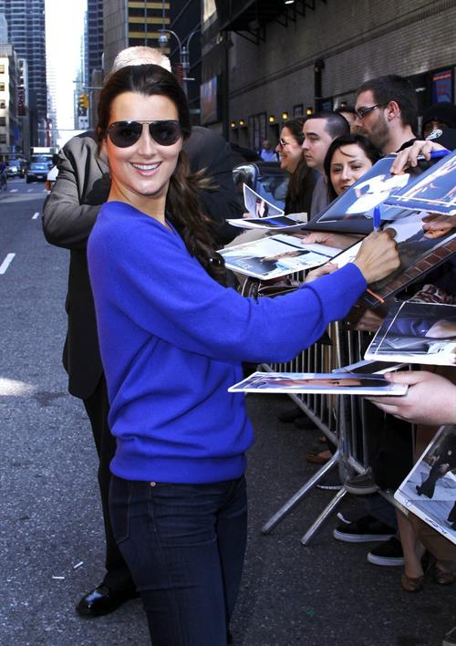 Cote De Pablo outside the Ed Sullivan Theater for Letterman on April 25, 2011 