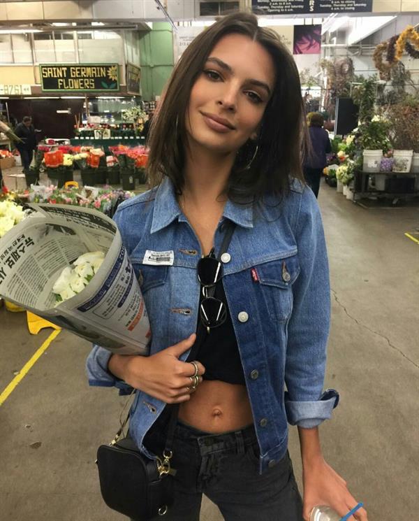 Emily Ratajkowski