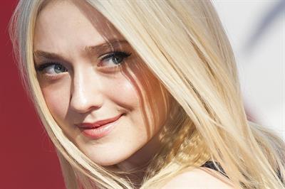 Dakota Fanning - Night Moves Premiere VFF 8/31/13
