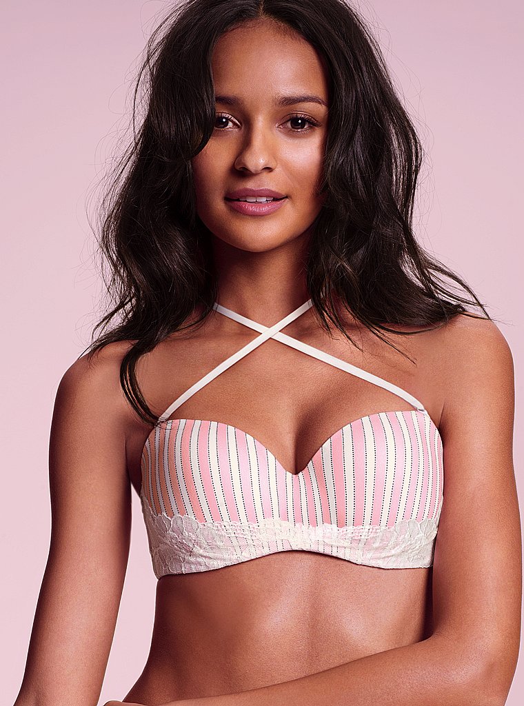 Gracie Carvalho in lingerie