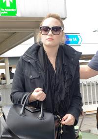 Demi Lovato - Leaves London Heathrow Airport in London (01.06.2013) 