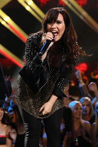 Demi Lovato VH1 Divas 2012 in Los Angeles 12/16/12 