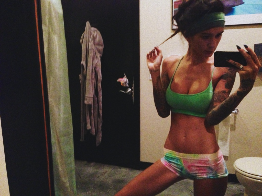 Jenah Yamamoto taking a selfie